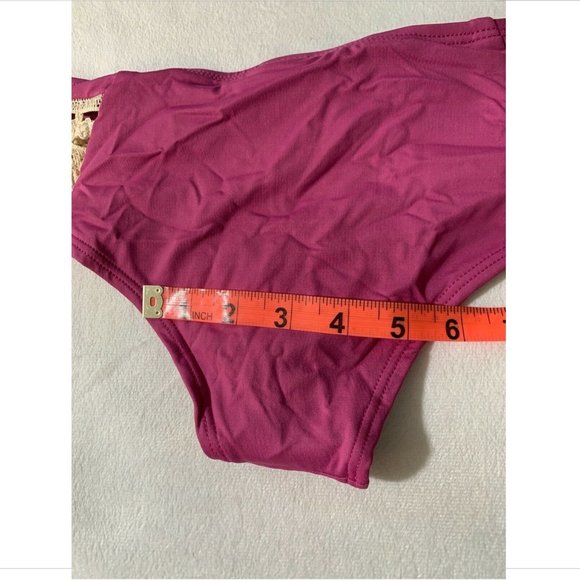 NEW L Space Wild Child Boho Crochet‎ Bottom in Boysenberry Pink [SZ Medium ] - Picture 11 of 11